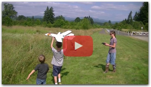 Flying HomeMade RC Airplanes