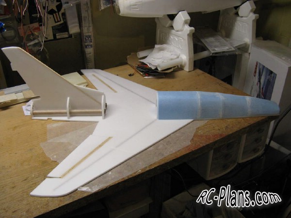 Free plans for foam rc airplane F-100