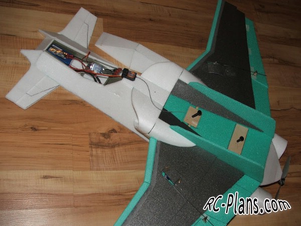 Free plans for foam scale rc airplane SA-43 Hammerhead