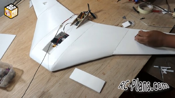 free rc plane plans pdf download - foam rc Flying wing Berkik 3